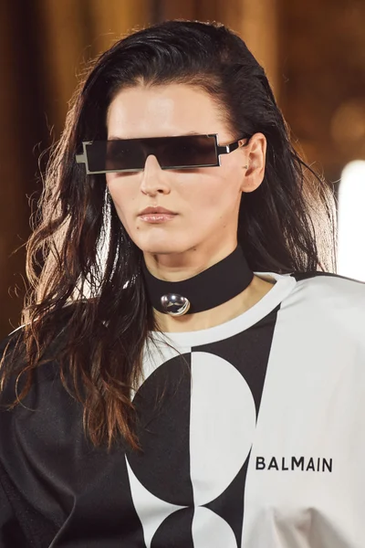 Look 30